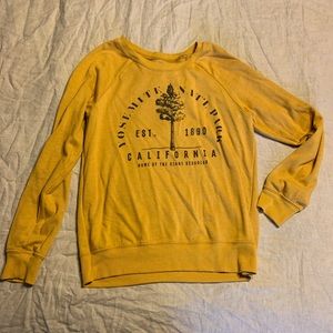 Yosemite National Park Lightweight Crewneck